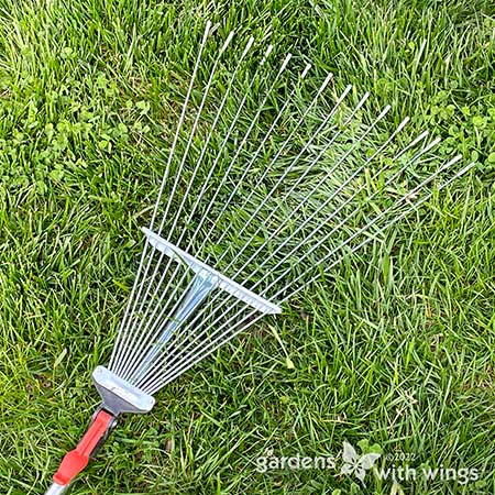 adjustable rake