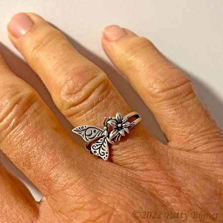 Butterfly and flower ring made of sterling silver